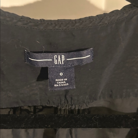 GAP black Ruffle Front Blouse - Picture 2 of 3